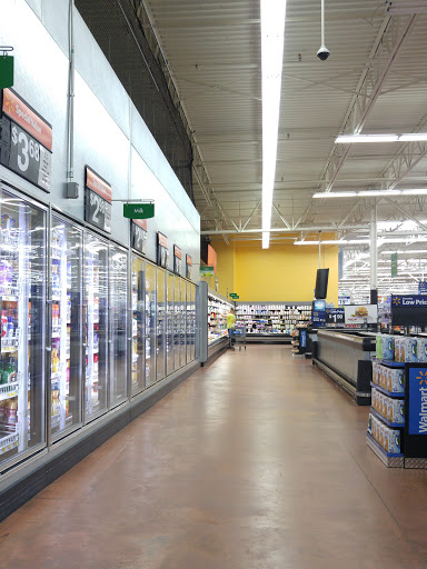 Department Store «Walmart Supercenter», reviews and photos, 9205 Gibsonton Dr, Gibsonton, FL 33534, USA