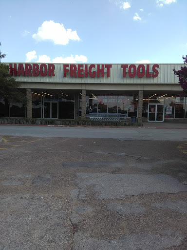 Hardware Store «Harbor Freight Tools», reviews and photos, 1704 E Belt Line Rd, Richardson, TX 75081, USA