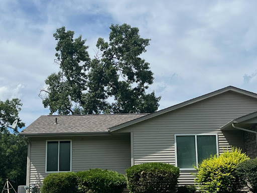 Roofing Contractor «Lyster Exteriors», reviews and photos