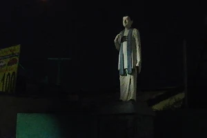 SWRD Bandaranayaka Statue image