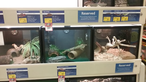 Pet Supply Store «PetSmart», reviews and photos, 240 N Gates Dr, Bloomington, IN 47404, USA