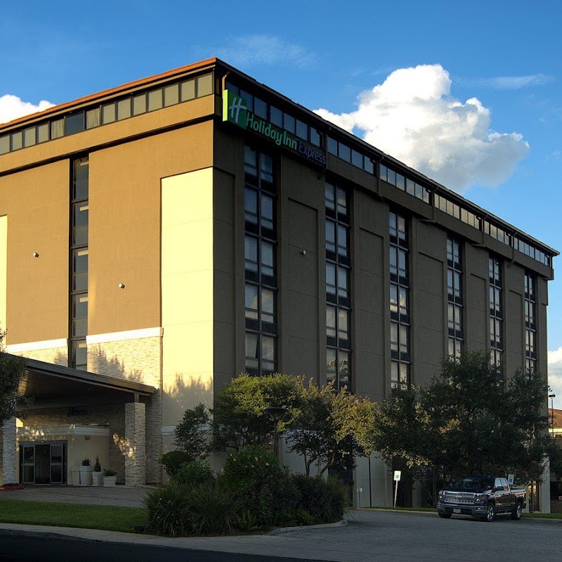 Holiday Inn Express San Antonio-Airport, an IHG Hotel