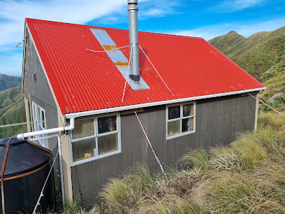 Tarn Ridge Hut