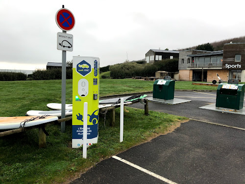Borne de recharge de véhicules électriques MobiSDEC Charging Station Colleville-sur-Mer