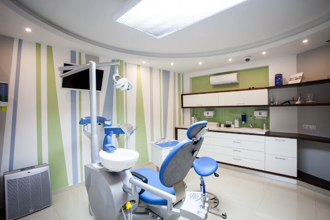 Crown Dental - Fogászat - Fogtechnikai Labor Esztergom - Esztergom