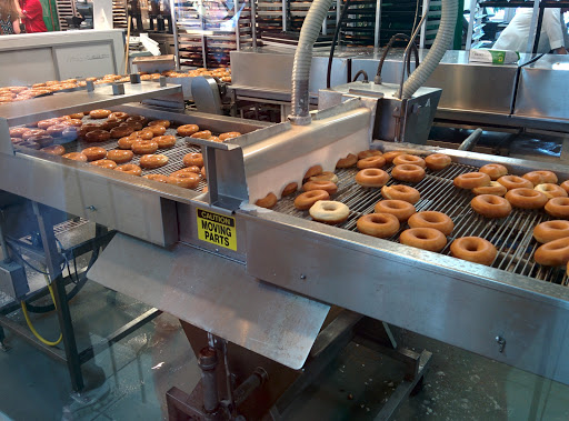 Bakery «Krispy Kreme Doughnuts», reviews and photos, 2900 S 108th St, Milwaukee, WI 53227, USA