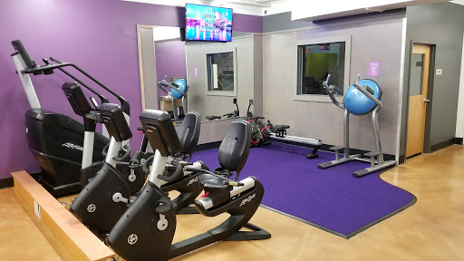 8424 W Hillsborough Ave, Tampa, FL 33615, USA