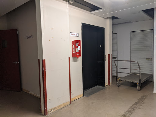 Self-Storage Facility «Public Storage», reviews and photos, 6443 W Bell Rd, Glendale, AZ 85308, USA