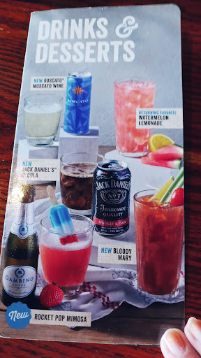 American Restaurant «Cracker Barrel Old Country Store», reviews and photos, 4210 Marlane Dr, Grove City, OH 43123, USA