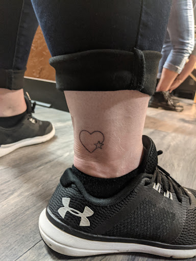 Tattoo Shop «Hidden Rose Tattoo», reviews and photos, 822 NW 21st Ave, Portland, OR 97209, USA