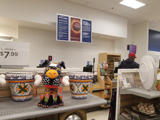 Department Store «Marshalls & HomeGoods», reviews and photos, 4607 Kirkwood Hwy, Wilmington, DE 19808, USA