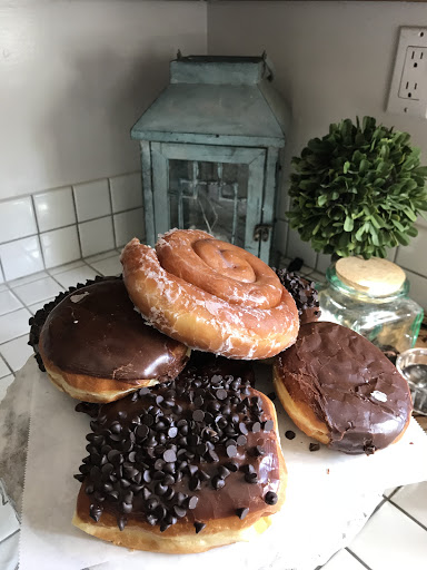 Donut Shop «Honey Donuts», reviews and photos, 24715 Railroad Ave, Newhall, CA 91321, USA