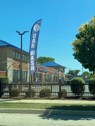 Car Wash «Buddy Bear Car Wash», reviews and photos, 1059 Mannheim Rd, Bellwood, IL 60104, USA