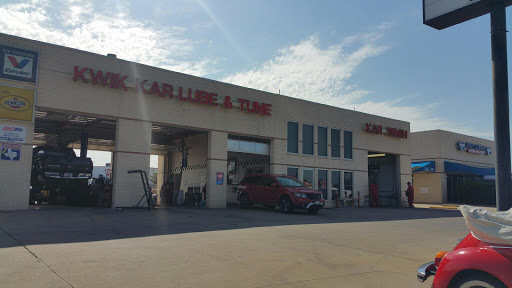 Kwik Kar Lube & Tune and Kar Wash en Terrell
