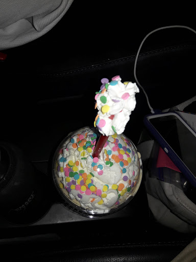 Coffee Shop «Dutch Bros Coffee», reviews and photos, 8552 Madison Ave, Fair Oaks, CA 95628, USA