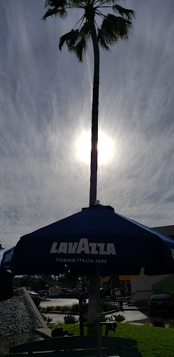 Shopping Mall «Beach Walk Shopping Center», reviews and photos, 437 Hwy 101, Solana Beach, CA 92075, USA