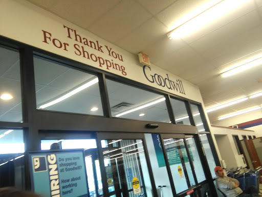 Thrift Store «Eau Claire Goodwill Retail Store & Training Center», reviews and photos