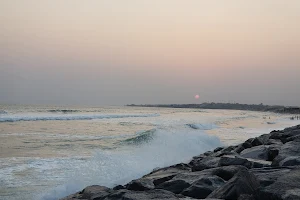 Titanic Beach image