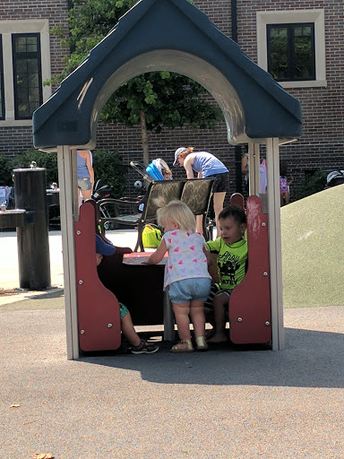 Park «Margaret Donahue Park», reviews and photos, 1230 W School St, Chicago, IL 60657, USA