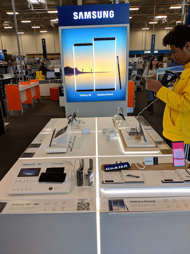 Electronics Store «Best Buy», reviews and photos, 4650 1st Ave NE, Cedar Rapids, IA 52402, USA