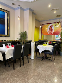 Atmosphère du Restaurant indien Le Palais De Bombay à Caen - n°3