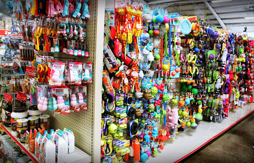 Pet Supply Store «Anaheim Feed & Pet Supply Inc», reviews and photos, 1730 N Lemon St, Anaheim, CA 92801, USA