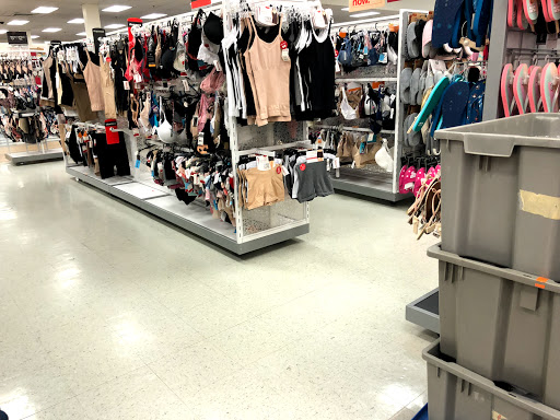 Department Store «T.J. Maxx», reviews and photos, 99 Gateway Dr, Mechanicsburg, PA 17055, USA