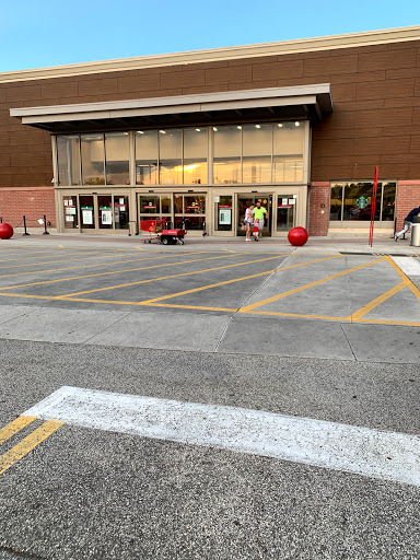 Department Store «Target», reviews and photos, 2900 Little Rd, Trinity, FL 34655, USA
