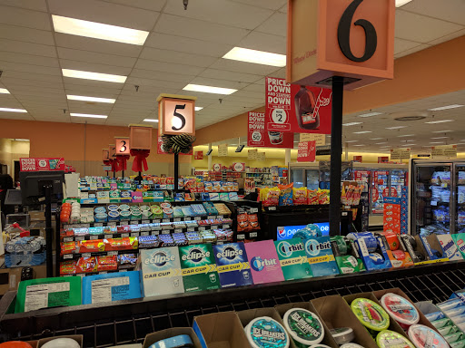 Grocery Store «Winn-Dixie», reviews and photos, 5400 Tchoupitoulas St, New Orleans, LA 70115, USA