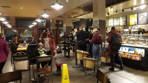 Coffee Shop «Starbucks», reviews and photos, 1068-1070 Chapel St, New Haven, CT 06510, USA