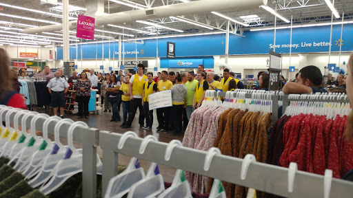 Shopping Mall «Foothills Mall», reviews and photos, 7401 N la Cholla Blvd, Tucson, AZ 85741, USA