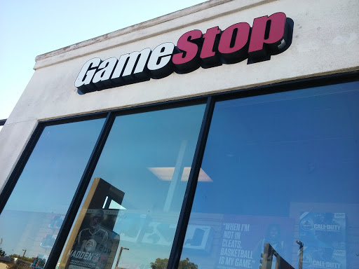 Video Game Store «GameStop», reviews and photos, 4181 Tweedy Blvd, South Gate, CA 90280, USA