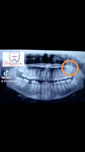 KatyDental Consultorio Odontológico - Médico