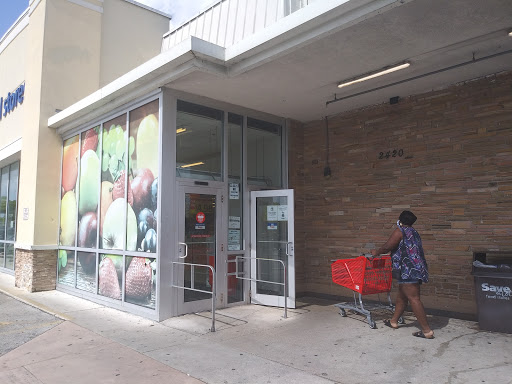 Grocery Store «Save-A-Lot», reviews and photos, 2420 N Dixie Hwy, Hollywood, FL 33020, USA