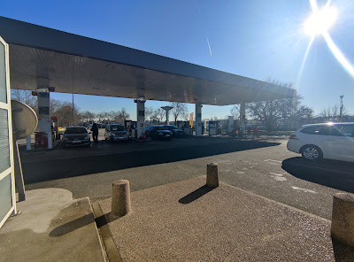Access - TotalEnergies à Trappes