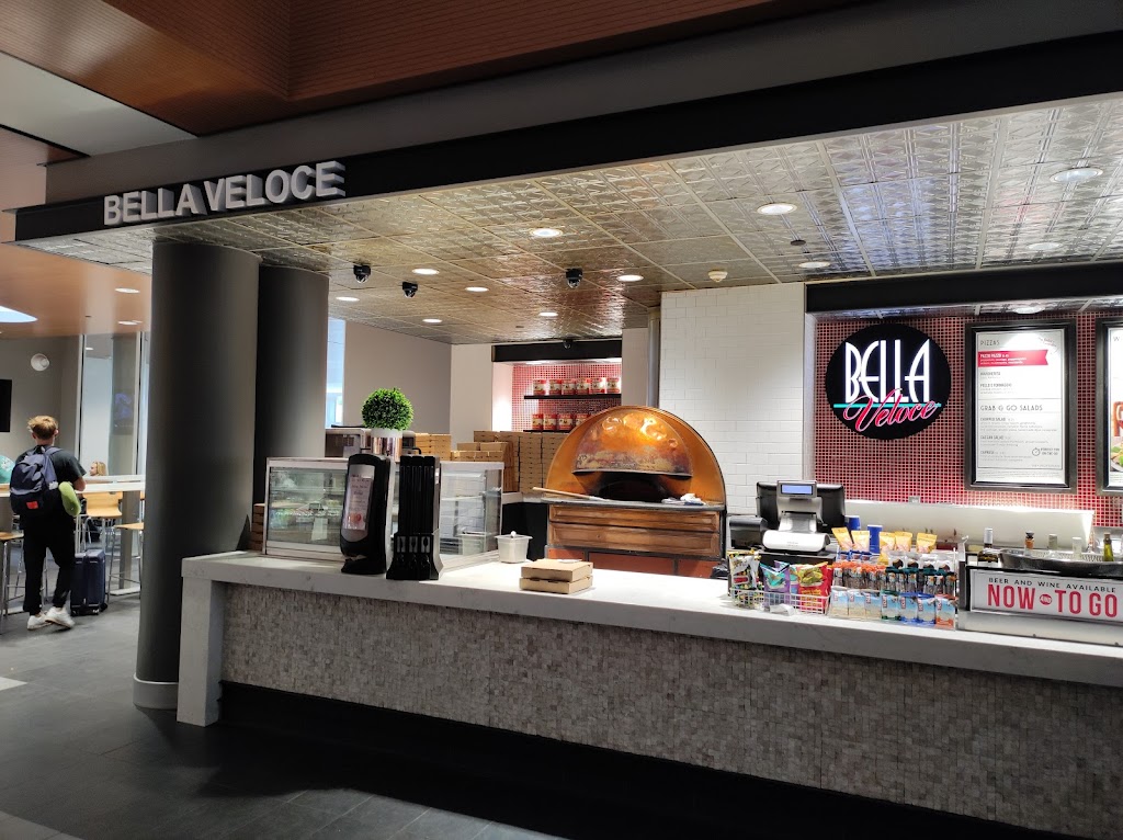 Bella’s Italian Cafe 33607