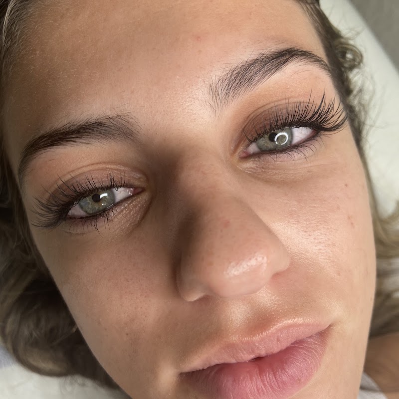 Nadia Lashes&Eyebrows