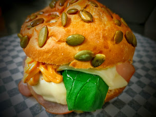 Photo n°21 de L'atelier de Marion - Hamburger Lyon, croustibun à Lyon ()