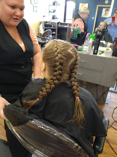 Hair Salon «Holiday Hair», reviews and photos, 2600 Willow Street Pike N #314, Willow Street, PA 17584, USA