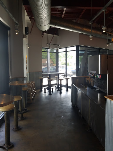 Mexican Restaurant «Chipotle Mexican Grill», reviews and photos, 32824 Woodward Ave, Royal Oak, MI 48068, USA