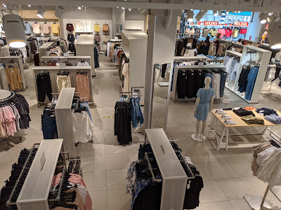 H&M à Trélissac