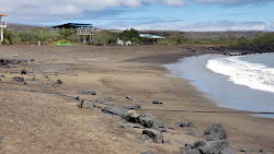 Foto de Playa Negra com uma linha costeira reta
