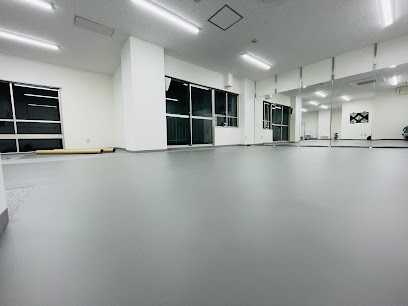 日暮里K-POPダンススクールLii dance(リーダンス)レンタルスタジオ