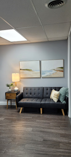 Hair Salon «The Color Bar Hair Studio», reviews and photos, 13 W Broad St, Palmyra, NJ 08065, USA