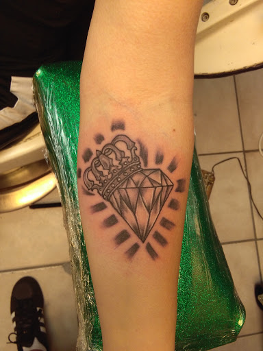 Explore pretty tattoo ideas for women, creative tattoo ideas in Bradenton, available at Memory Lane Tattoo Co.