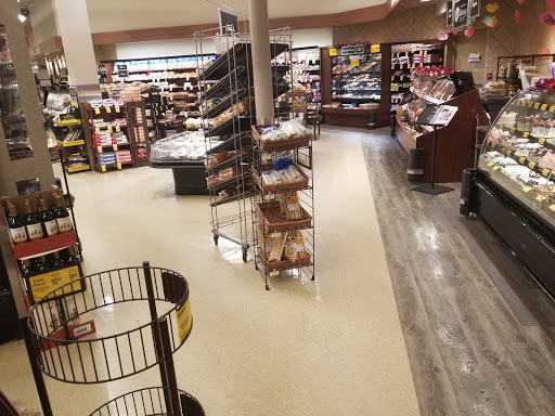 Grocery Store «Safeway», reviews and photos, 106 W. Manson Rd, Chelan, WA 98816, USA