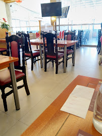 Atmosphère du Restaurant asiatique La Cité d'Or 金城餐馆 à Puget-sur-Argens - n°16