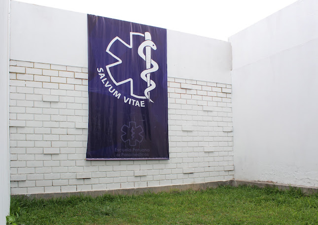 Escuela Peruana de Paramédicos (Sede Central) - Los Olivos