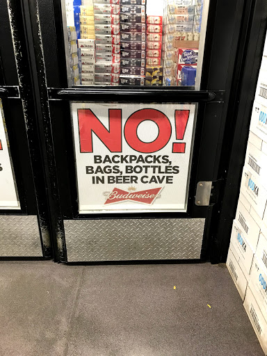 Liquor Store «Dinkytown Wine & Spirits», reviews and photos, 1412 5th St SE, Minneapolis, MN 55414, USA