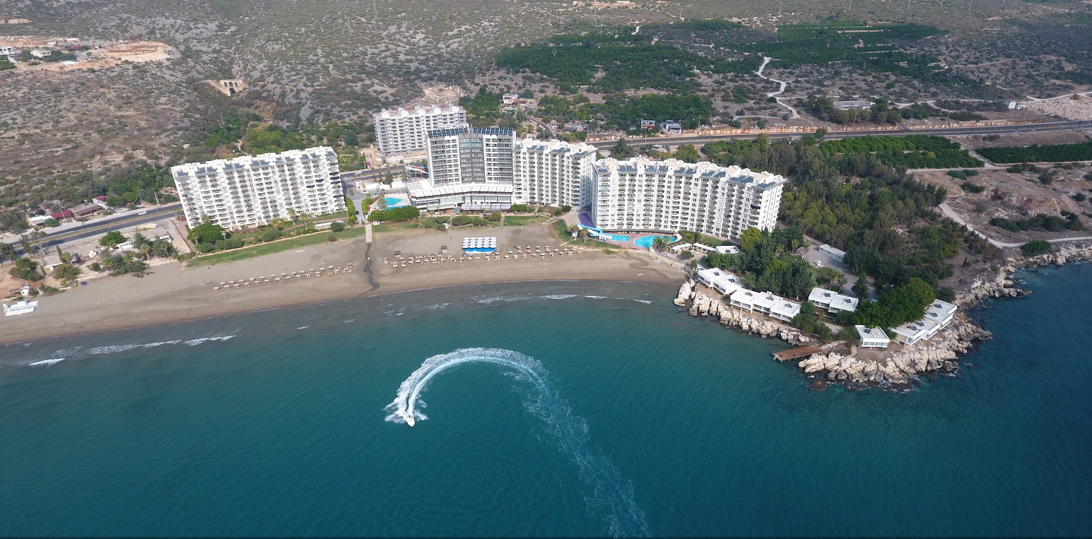 Fotografija Kumkuyu beach z turkizna čista voda površino